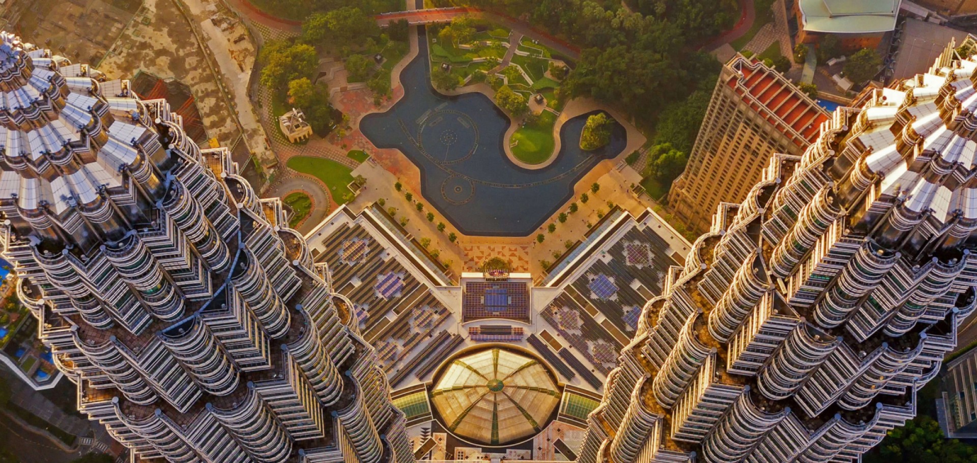 Kuala Lumpur, Kuching, Kota Kinabalu, Kinabalu Park, Sandakan & Sukau