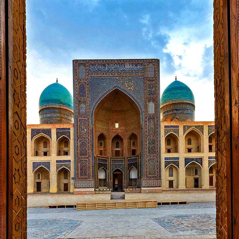 Tashkent, Khiva, Bukhara & Samarcanda