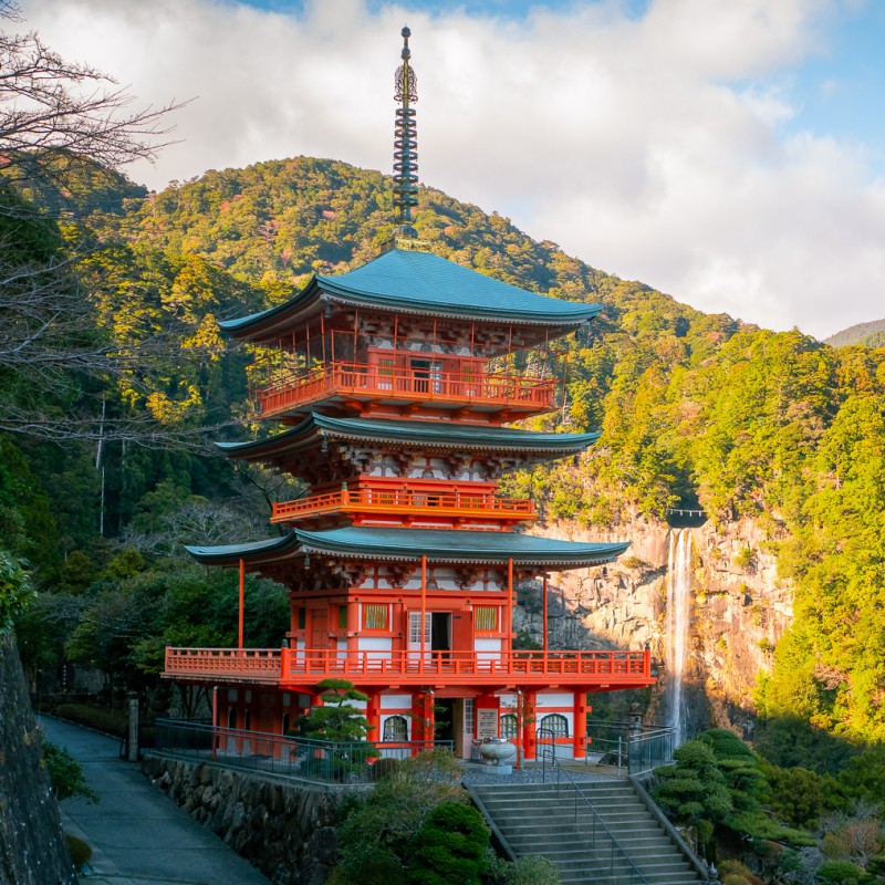Tokyo, Kyoto, Kanazawa, Gero, Nagoya, Toba, Nachi-Katsuura & Osaka