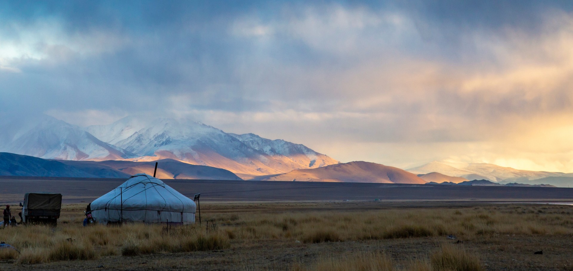 Ulaanbaatar, Parque Nacional Khustai, Karakorum, Ongi e Deserto de Gobi (Bayanzag, Khongor, Yoliin Am e Tsagaan Suvarga)